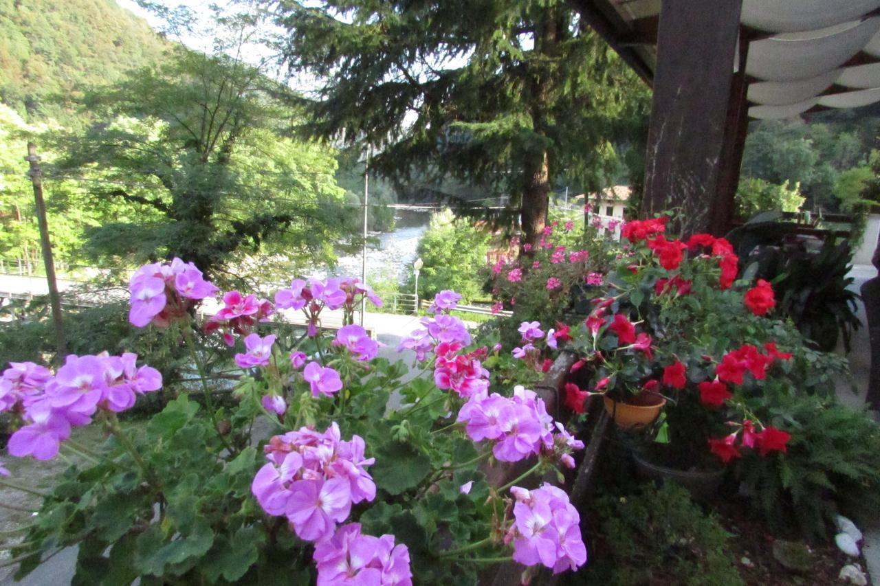 Albergo Alla Trota 풀페로 외부 사진